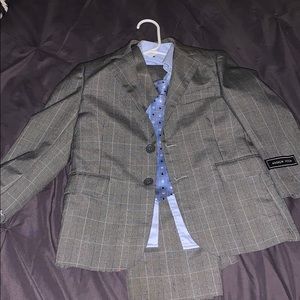 Three piece toddler suit